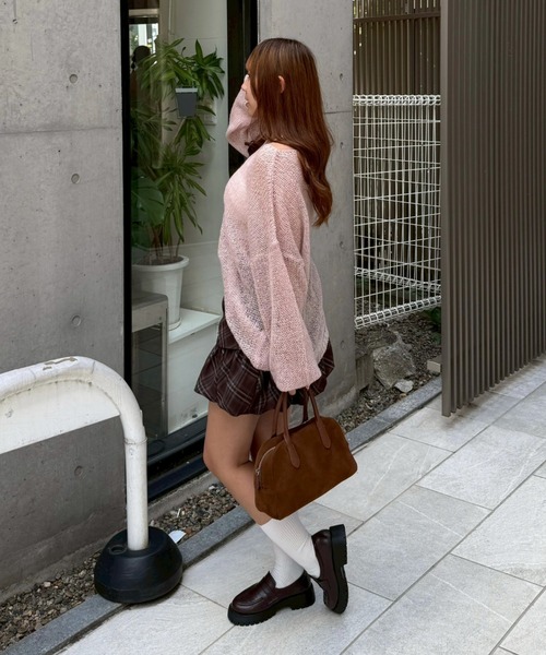continuer de NICE CLAUP(コンティニューデナイスクラップ)の「【WEB先行予約】モヘアタッチシアーニット(ニット/セーター・レディース・アイボリー/ブラック/チャコールグレー/ピンク/レッド系その他/ブルー系その他・FREE)」の22枚目の写真
