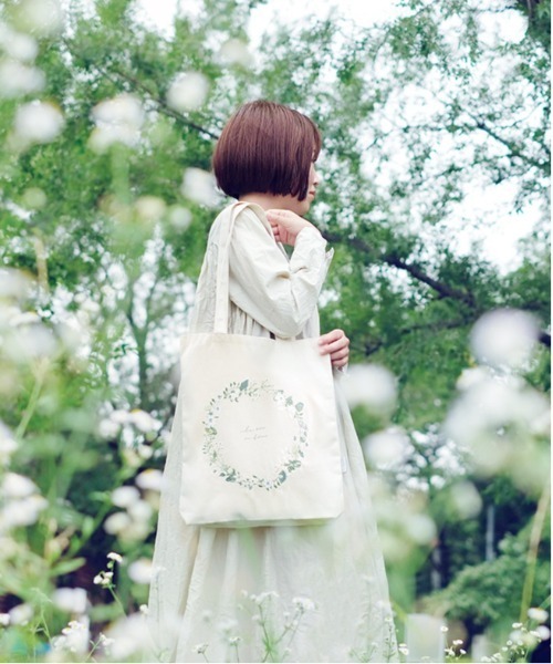BACKYARD FAMILY(バックヤードファミリー)の「ito& 刺繍トートバッグ 大(トートバッグ・レディース・グレー系その他/グリーン系その他/ブルー系その他/モカ/その他1/その他3/その他2/イエロー系その他/グリーン/その他/ホワイト/ブラック・FREE)」の6枚目の写真