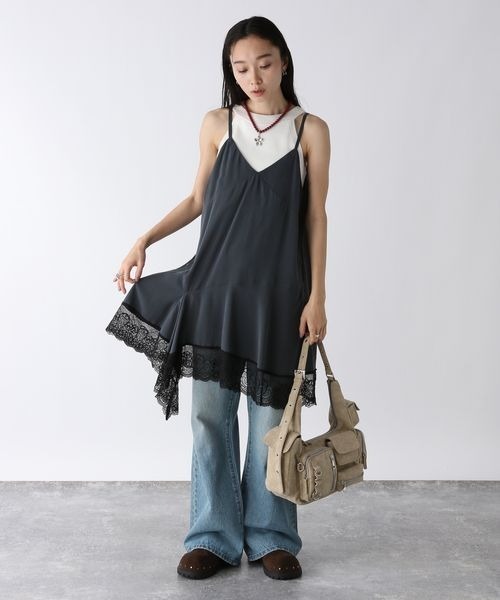 JEANASIS（ジーナシス）の「アソートブリーチフレアデニム/577543（デニムパンツ・レディース・ブラック/ブルー/ブルー系その他/グレー系その他・MEDIUM/SMALL）」の21枚目の写真