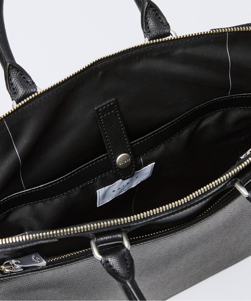 aniary(アニアリ)の「ブリーフバッグ(エス-フィルムレザー)(ビジネスバッグ・メンズ・ブラック/チャコールグレー/キャメル/ネイビー・FREE)」の9枚目の写真