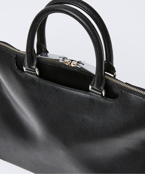 aniary(アニアリ)の「ブリーフバッグ(エス-フィルムレザー)(ビジネスバッグ・メンズ・ブラック/チャコールグレー/キャメル/ネイビー・FREE)」の12枚目の写真