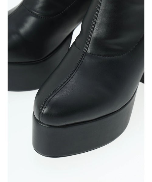 LIPSERVICE（リップサービス）の「ボリュームソールミドルブーツ（ブーツ・レディース・その他4/アイボリー/ブラック・S/M/L）」の10枚目の写真