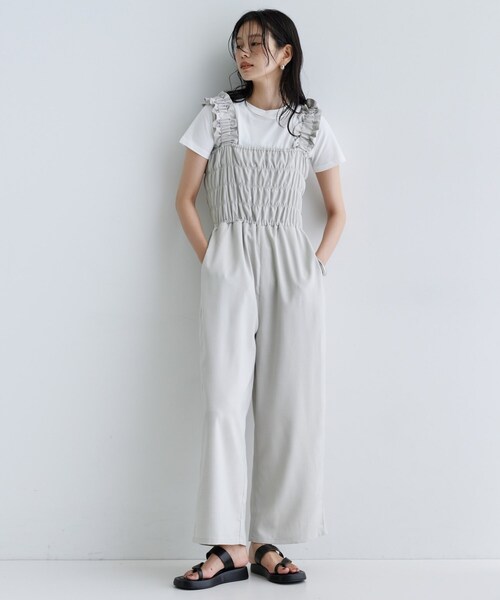 GALLEST（ギャレスト）の「【一部店舗限定】ショルダーシャーリングサロペット（サロペット/オーバーオール・レディース・ナチュラル/ブラウン系その他/ブラック・38）」の4枚目の写真