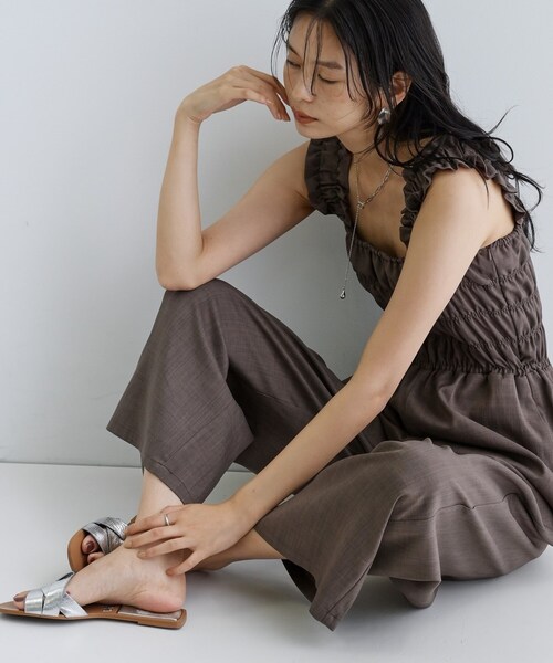 GALLEST（ギャレスト）の「【一部店舗限定】ショルダーシャーリングサロペット（サロペット/オーバーオール・レディース・ナチュラル/ブラウン系その他/ブラック・38）」の19枚目の写真