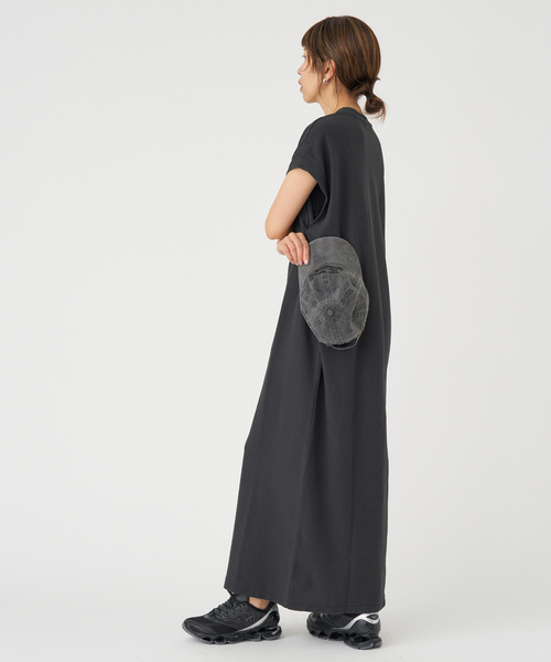 IENA（イエナ）の「《追加》BLACK ポケットTドレス（ワンピース・レディース・ブラック/グレー・38/36）」の8枚目の写真