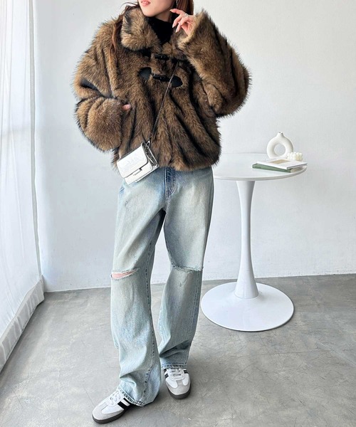 GeeRA（ジーラ）の「MIXカラーフェイクファーショートブルゾン（ブルゾン・レディース・ライトブラウン・MEDIUM/LARGE）」の13枚目の写真