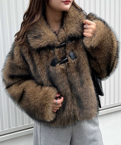 GeeRA（ジーラ）の「MIXカラーフェイクファーショートブルゾン（ブルゾン・レディース・ライトブラウン・MEDIUM/LARGE）」の22枚目の写真