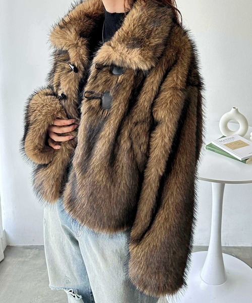 GeeRA（ジーラ）の「MIXカラーフェイクファーショートブルゾン（ブルゾン・レディース・ライトブラウン・MEDIUM/LARGE）」の18枚目の写真