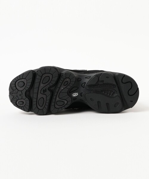 NEW BALANCE(ニューバランス)の「New Balance / M1000B(スニーカー・メンズ・ブラック・25.5cm/26.5cm/28.5cm/27.0cm/28.0cm/29.0cm/30.0cm/27.5cm/26.0cm/25.0cm)」の4枚目の写真