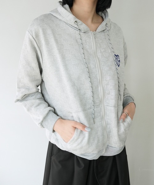 c.u.l(シーユーエル)の「ハートワッペン キルティング パーカー culw854(パーカー・レディース・ブラック/ホワイト/グレー・M/L)」の19枚目の写真