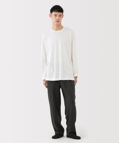 MUJI Labo(ムジラボ)の「〔MUJI Labo〕男女兼用 スムースジャージー長袖プルオーバー(ジャージ・メンズ・オフホワイト/ブラック/ダークブラウン/ダークグレー・S/M/L/XL)」の5枚目の写真