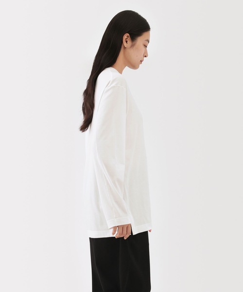 MUJI Labo(ムジラボ)の「〔MUJI Labo〕男女兼用 スムースジャージー長袖プルオーバー(ジャージ・メンズ・オフホワイト/ブラック/ダークブラウン/ダークグレー・S/M/L/XL)」の9枚目の写真