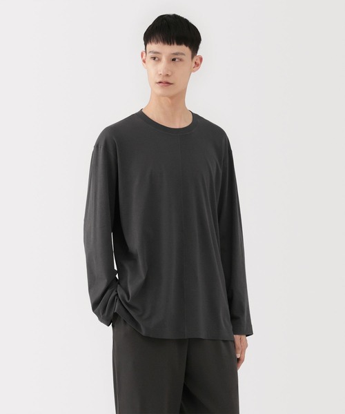 MUJI Labo(ムジラボ)の「〔MUJI Labo〕男女兼用 スムースジャージー長袖プルオーバー(ジャージ・メンズ・オフホワイト/ブラック/ダークブラウン/ダークグレー・S/M/L/XL)」の20枚目の写真