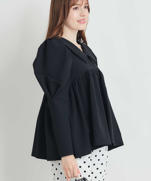 PICCIN PERLA(ピッチンペルラ)の「ビッグカラーペプラムブラウス(シャツ/ブラウス・レディース・アイボリー/ブラック・M)」の17枚目の写真