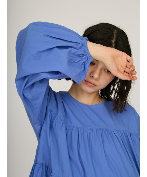 emmi（エミ）の「キャンブリックティアードワンピース（ワンピース・レディース・ブルー/ブラック・F）」の9枚目の写真