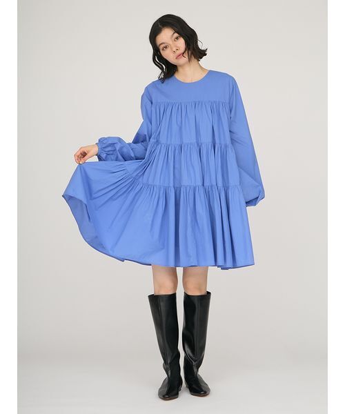 emmi（エミ）の「キャンブリックティアードワンピース（ワンピース・レディース・ブルー/ブラック・F）」の13枚目の写真