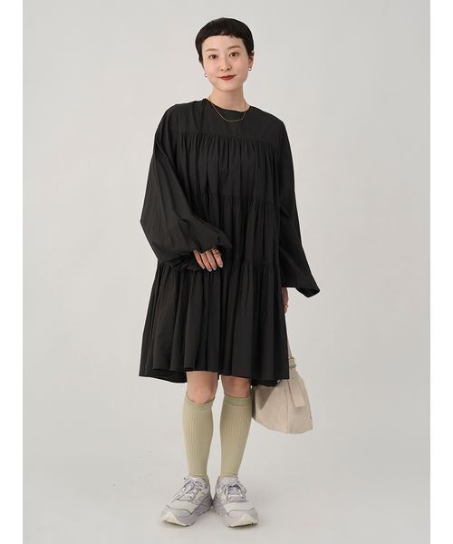 emmi（エミ）の「キャンブリックティアードワンピース（ワンピース・レディース・ブルー/ブラック・F）」の19枚目の写真