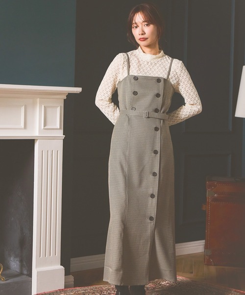 mysty woman（ミスティウーマン）の「トレンチライクキャミワンピース 　583343（ワンピース・レディース・モカ/グレイッシュベージュ/ベージュ・FREE）」の2枚目の写真