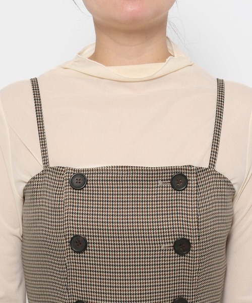 mysty woman（ミスティウーマン）の「トレンチライクキャミワンピース 　583343（ワンピース・レディース・モカ/グレイッシュベージュ/ベージュ・FREE）」の11枚目の写真