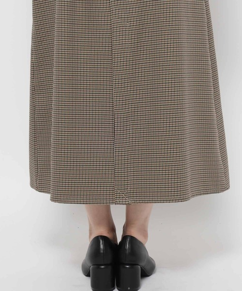 mysty woman（ミスティウーマン）の「トレンチライクキャミワンピース 　583343（ワンピース・レディース・モカ/グレイッシュベージュ/ベージュ・FREE）」の15枚目の写真