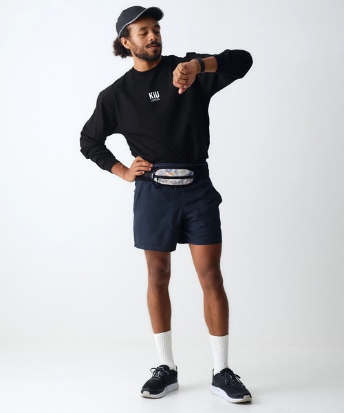 KiU(キウ)の「KiU/キウ FIT BAG(ボディバッグ/ウエストポーチ・メンズ・ダークグリーン/ブラック/その他2/その他5・FREE)」の17枚目の写真