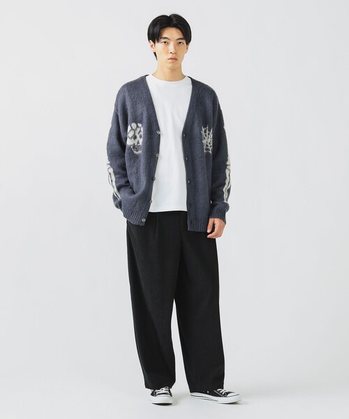 BEAMS HEART(ビームスハート)の「スカル シャギータッチ カーディガン【ユニセックス】(カーディガン/ボレロ・メンズ・ブルー/ブラック・SMALL/LARGE/MEDIUM)」の4枚目の写真