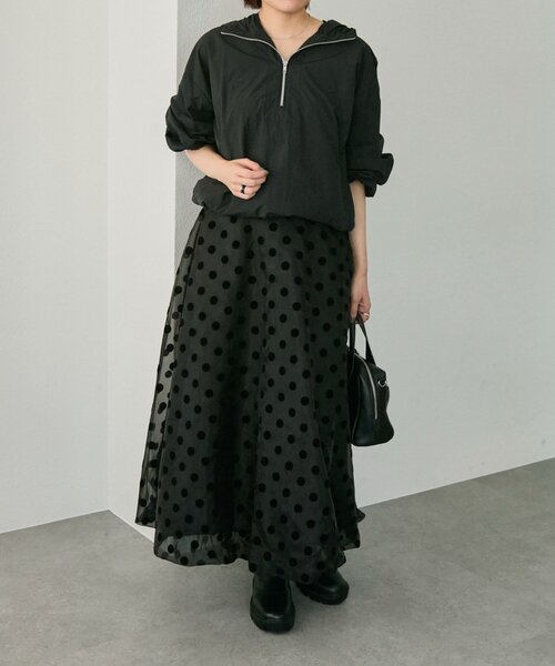 ear PAPILLONNER（イアパピヨネ）の「ドットシアースカート【SUM1 STYLE(スミスタイル)】（スカート・レディース・カーキ/ブラック・FREE）」の4枚目の写真