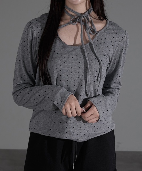 apres jour mignon（アプレジュールミニョン）の「ドット柄チョーカートップス（Tシャツ/カットソー・レディース・ブラック/グレー/アイボリー・X-LARGE/フリー）」の9枚目の写真