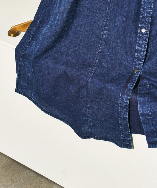 ROSE BUD（ローズバッド）の「【WEB・一部店舗限定】DENIM LIKE SHIRT DRESS（ワンピース・レディース・ブルー/ネイビー・ONE SIZE）」の11枚目の写真