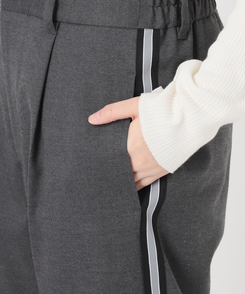 journal standard L'essage（ジャーナルスタンダードレサージュ）の「ソフトサキソニーラインパンツ（その他パンツ・レディース・チャコールグレー/ブラウン・36/38）」の20枚目の写真