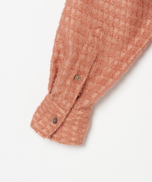 HELIOPOLE(エリオポール)の「CUT JACQUARD BAND COLLAR SHIRT(シャツ/ブラウス・レディース・キャメル/ネイビー/アイボリー・38)」の7枚目の写真