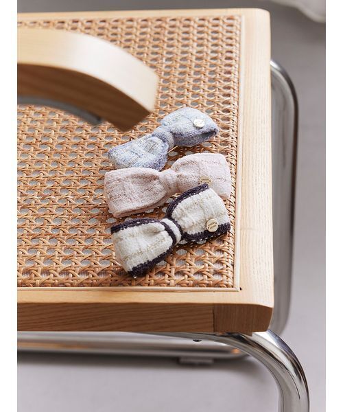 SNIDEL HOME（スナイデルホーム）の「ラメニットリボンピン（ヘアピン・レディース・ライトブルー/オフホワイト/ピンク・F）」の6枚目の写真