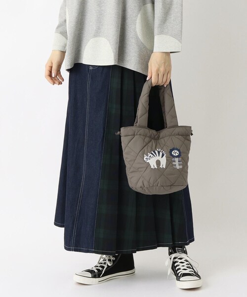one'sterrace(ワンズテラス)の「FIKA 3WAYキルティングトート(トートバッグ・レディース・グレー系4/ブラック系8/カーキ系5・99)」の19枚目の写真