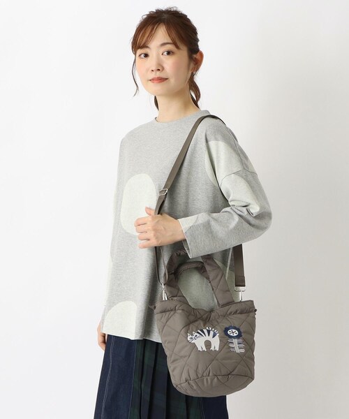 one'sterrace(ワンズテラス)の「FIKA 3WAYキルティングトート(トートバッグ・レディース・グレー系4/ブラック系8/カーキ系5・99)」の21枚目の写真