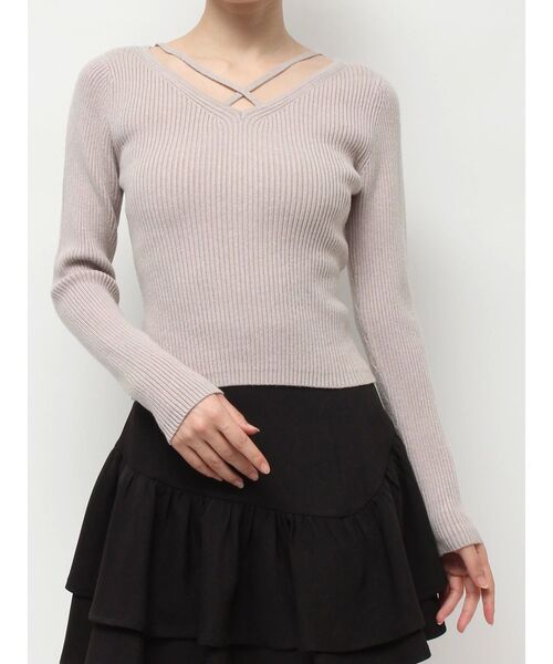 RESEXXY（リゼクシー）の「デコルテクロスニットトップス（ニット/セーター・レディース・グリーン/ホワイト/ブラック/ベージュ/レッド・FREE）」の12枚目の写真