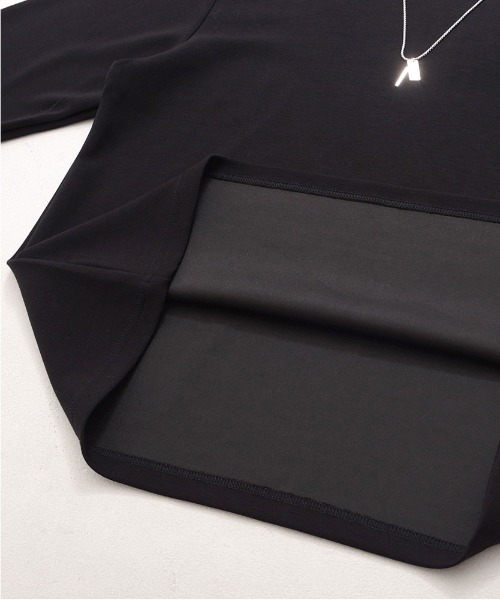 CavariA(キャバリア)の「『CavariA/キャバリア』クルーネック ネックレス付きポンチLS Tシャツ(Tシャツ/カットソー・メンズ・ブラック/ホワイト・L/M)」の14枚目の写真