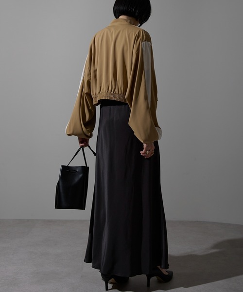 each（イーチ）の「ライン入りショート丈ブルゾン（ブルゾン・レディース・ベージュ・FREE）」の13枚目の写真