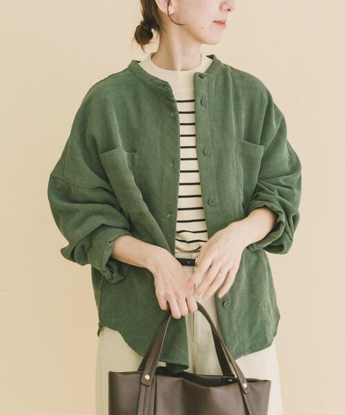 ITEMS URBANRESEARCH（アイテムズ アーバンリサーチ）の「コーデュロイポケットシャツ（シャツ/ブラウス・レディース・ホワイト系その他/グリーン/ブラウン系その他/グレー・FREE）」の17枚目の写真