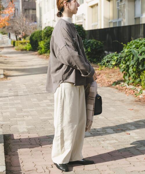 ITEMS URBANRESEARCH（アイテムズ アーバンリサーチ）の「コーデュロイポケットシャツ（シャツ/ブラウス・レディース・ホワイト系その他/グリーン/ブラウン系その他/グレー・FREE）」の13枚目の写真