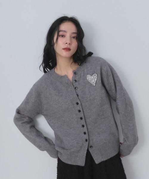 Shelly island（シェリーアイランド）の「スクエアボタンニット