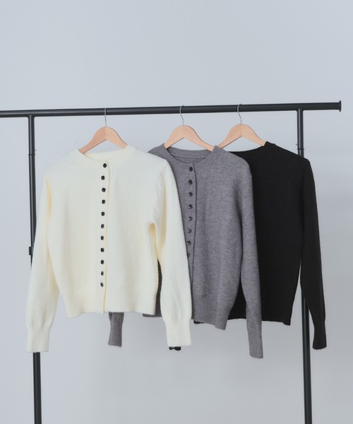 Shelly island（シェリーアイランド）の「スクエアボタンニットカーディガン（カーディガン/ボレロ・レディース・グレー/ブラック/ホワイト・FREE）」の4枚目の写真