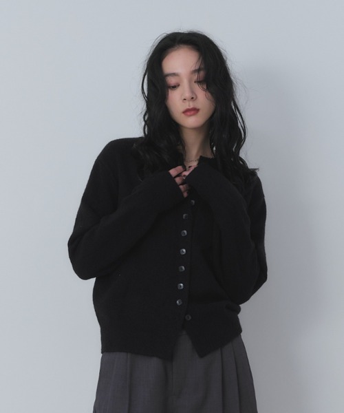 スクエアボタンニットカーディガン（カーディガン/ボレロ）｜Shelly