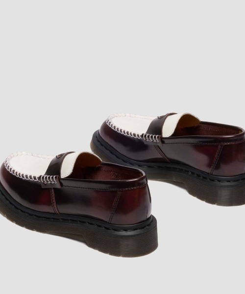 Dr. Martens（ドクターマーチン）の「Dr. MARTENS PENTON HEART LOAFER SHOE（ドクターマーチン PENTON HEART ローファー シューズ）（ローファー・レディース・レッド系・24cm/23cm/25cm）」の6枚目の写真