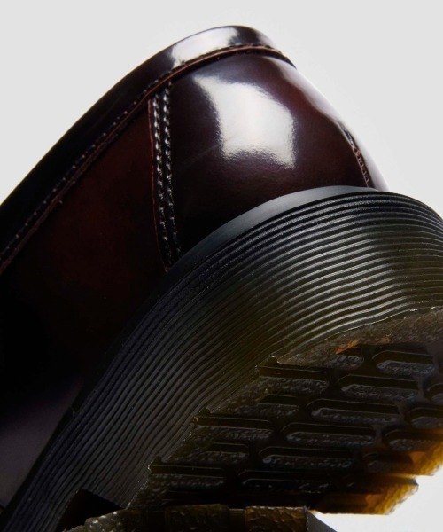 Dr. Martens（ドクターマーチン）の「Dr. MARTENS PENTON HEART LOAFER SHOE（ドクターマーチン PENTON HEART ローファー シューズ）（ローファー・レディース・レッド系・24cm/23cm/25cm）」の3枚目の写真