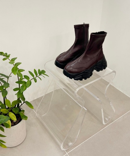 31 Sons de mode(トランテアン ソン ドゥ モード)の「スニーカーソールショートブーツ/41412(ブーツ・レディース・ホワイト/レッド/ブラック・LL/L/M/S)」の5枚目の写真