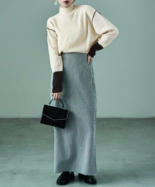 Fashion Letter(ファッションレター)の「配色リブニット ボトルネック プルオーバー(ニット/セーター・レディース・アイボリー/ブラック/ブルー/ベージュ・M)」の6枚目の写真