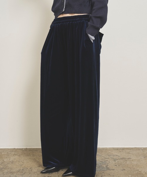 VION（ヴィオン）の「ベロアイージーパンツ / Velour Easy Pants（スウェットパンツ・レディース・ネイビー/ブラック・SMALL/MEDIUM）」の16枚目の写真