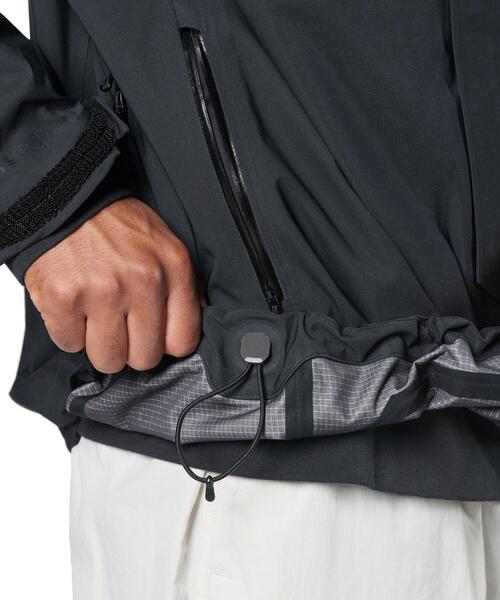 UNDER ARMOUR（アンダーアーマー）の「UAシティ ジャケット（ライフスタイル/メンズ/レディース）（その他アウター・レディース・ブラック・L/2XL/XL/S）」の14枚目の写真