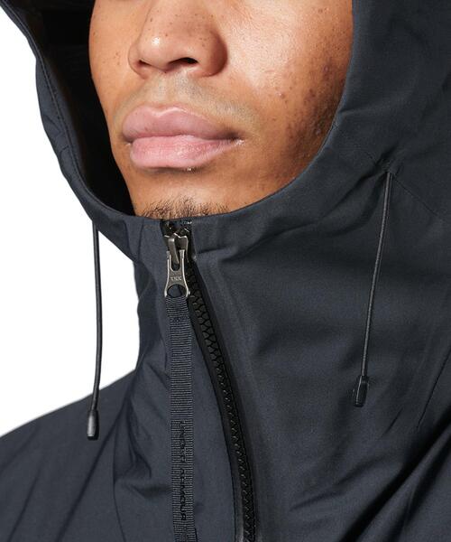 UNDER ARMOUR（アンダーアーマー）の「UAシティ ジャケット（ライフスタイル/メンズ/レディース）（その他アウター・レディース・ブラック・L/2XL/XL/S）」の17枚目の写真