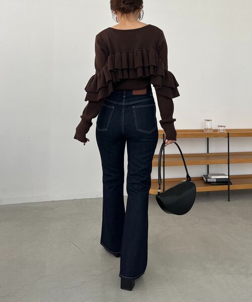 CAPRICIEUX LE'MAGE（カプリシューレマージュ）の「【低身長サイズあり】フレアデニム（デニムパンツ・レディース・インディゴブルー・38/36/PS）」の2枚目の写真